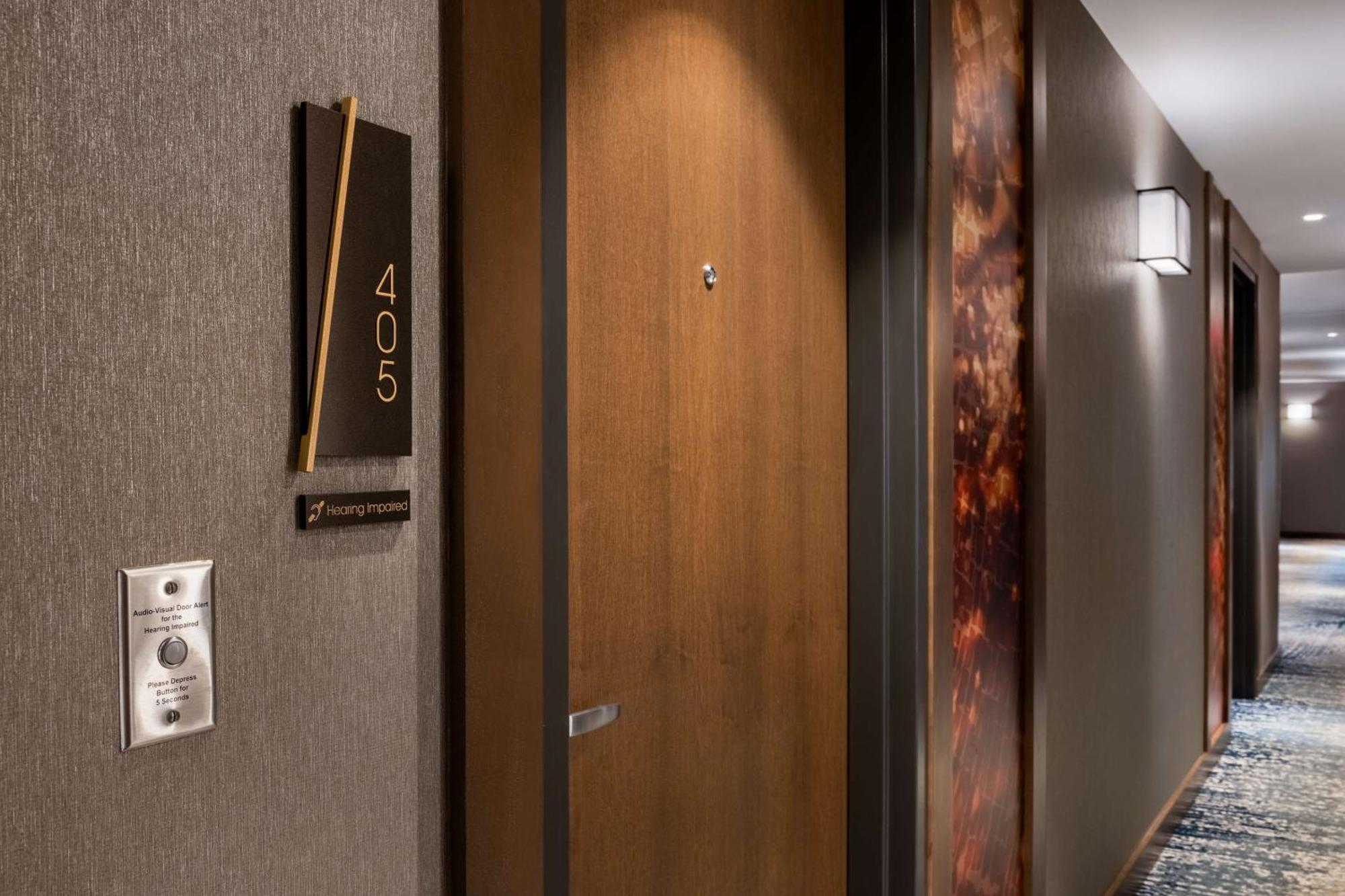 Tempo By Hilton Louisville Downtown Nulu Exterior foto