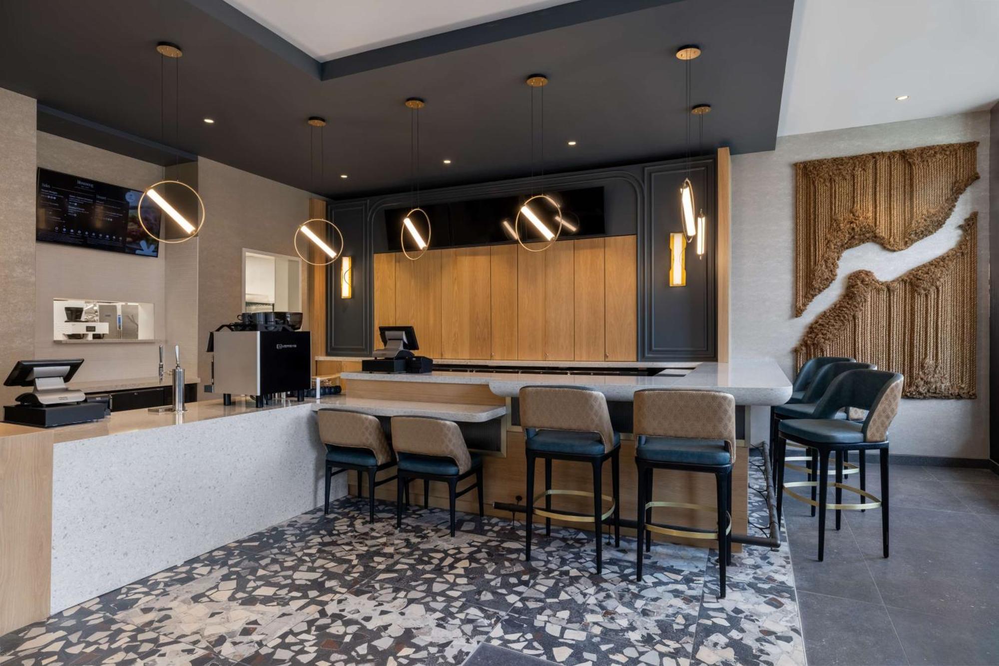 Tempo By Hilton Louisville Downtown Nulu Exterior foto