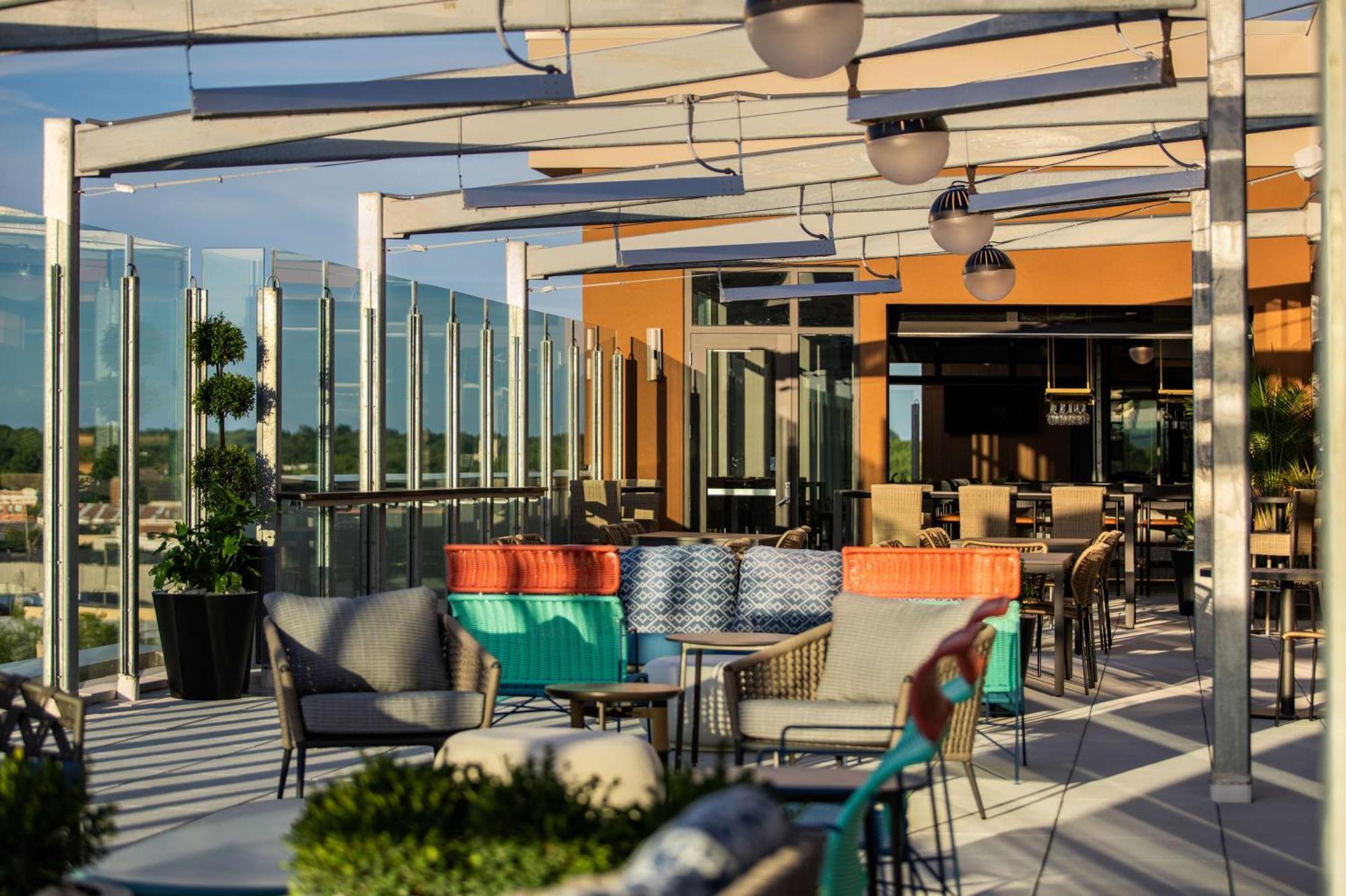 Tempo By Hilton Louisville Downtown Nulu Exterior foto